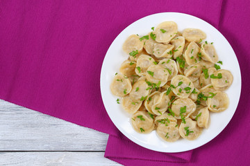  hot meat dumplings of wholemeal flour
