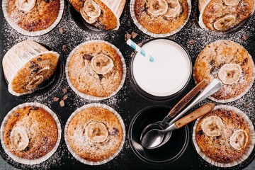 chocolate chips banana muffins