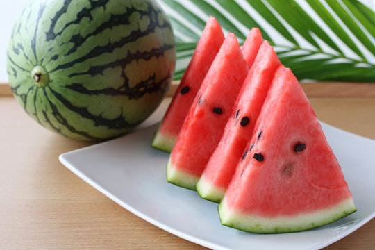 三角カット Images Browse 12 Stock Photos Vectors And Video Adobe Stock