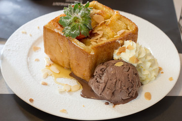 Honey Toast