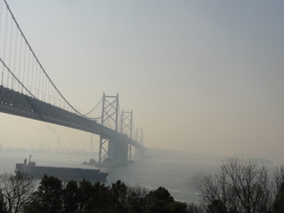 霧の瀬戸大橋