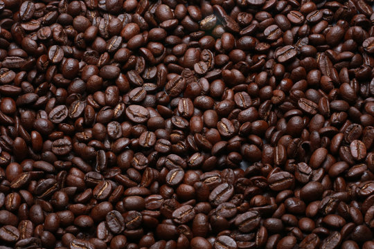 The Roasted coffee beans image closeup.