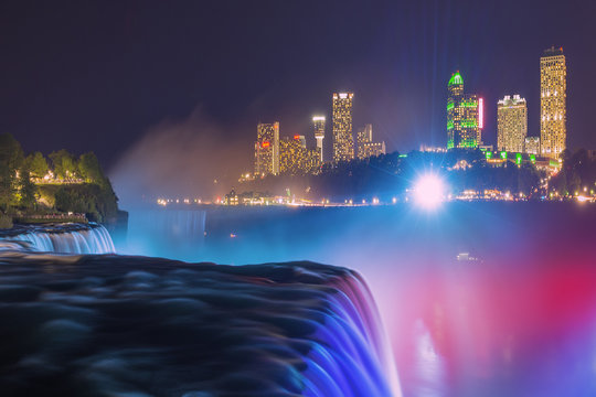 Niagara Night