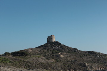 Torre antica fenicio Punica su colle città Tharros Oristano Sardegna