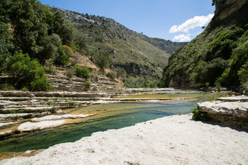 Cascata e laghetto di Cassibile, riserva naturale orientata Cavagrande del Cassibile, Siracusa, Sicilia