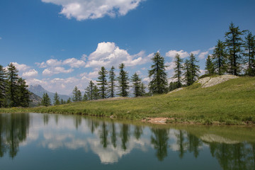 Fototapeta na wymiar Lago di Resile