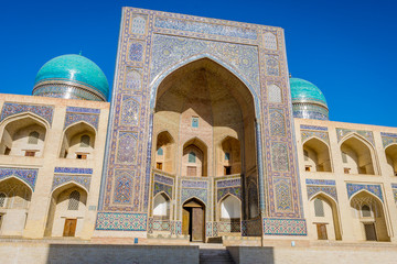Fototapeta na wymiar Mir i Arab mosque, Bukhara