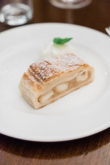 apple strudel