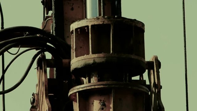 drilling machinery,Construction of city buildings,sense of history.