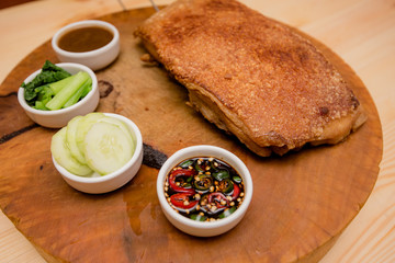 Hong Kong-style roast pork, roast pork, Thai roasted crispy pork, Thai food