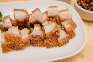 Hong Kong-style roast pork, roast pork, Thai roasted crispy pork, Thai food