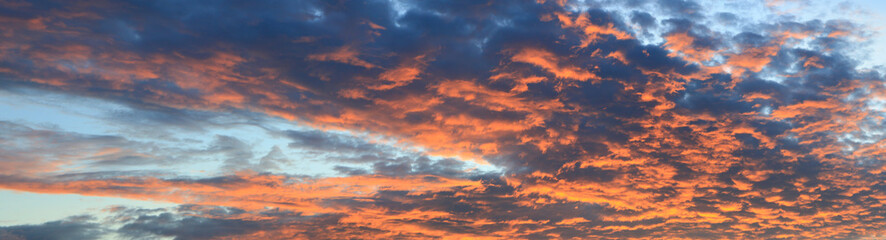Panorama sunset sky beautiful in twilight time beautiful background