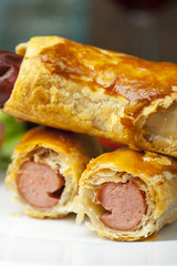 Wiener in Blätterteig