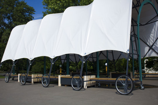 tent on wheels