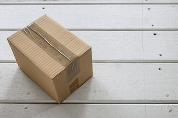 Delivery box