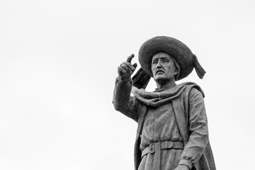 Statue of Prince Henry the Navigator in Sagres (Portugal) - obrazy, fototapety, plakaty
