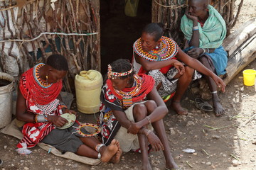 Traditionelle Samburu Frauen in Kenia 