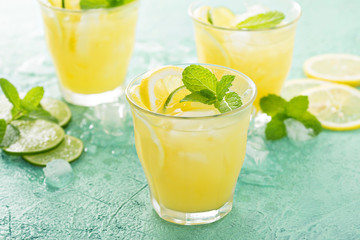 Refreshing citrus cocktail with lemon