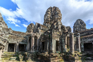 Fototapeta na wymiar Detail am Bayon Tempel, Angkor inKambodscha