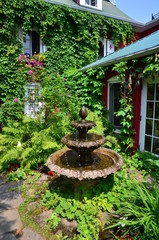 FONTAINE ET JARDIN GASPÉSIE QUÉBEC CANADA 