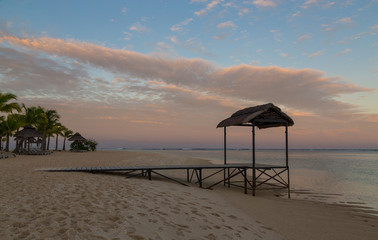 Steg Le Morne Mauritius bei Sonnenuntergang