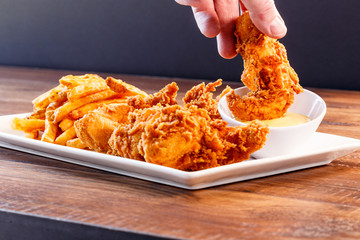chicken fingers and sauce