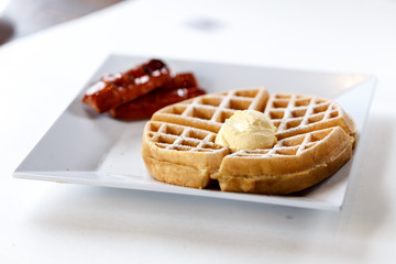 waffle w/butter and sausage