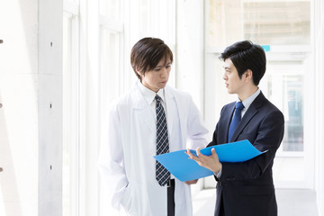 Fototapeta premium portrait of asian doctor meeting in hospital
