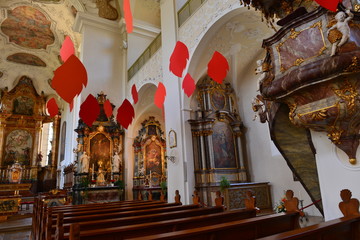 Innenansicht der Basilika Kloster St. Trudpert in Münstertal im Breisgau 