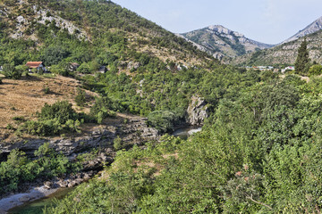 Fototapeta na wymiar The canyon of the river Moraca, beginning
