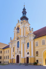 Fototapeta na wymiar Stift Rein bei Graz / Steiermark / Österreich Stiftskirche