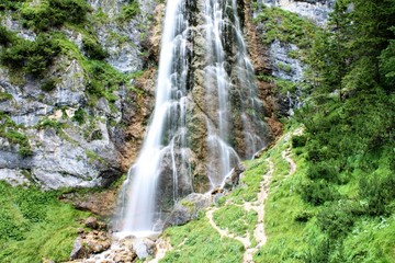 Fototapeta na wymiar Dalfazer Wasserfall