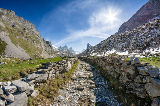 Hiking trail to the Vanoise peaks in the French Alps