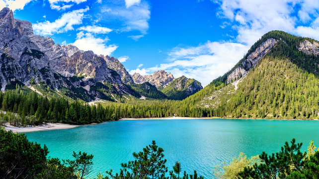 Pragser Widsee Lago di Braies