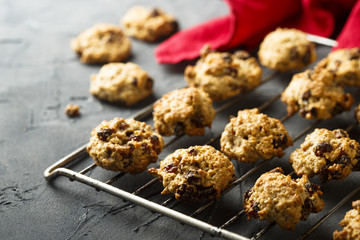 Oatmeal cookies with raisins