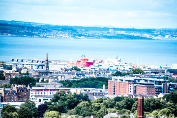 Fototapeta premium Edinburgh city centre