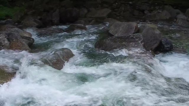 Torrente alpino - rapide