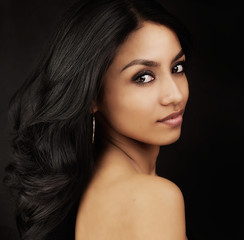 Fototapeta premium Beautiful woman with gorgeous eyes