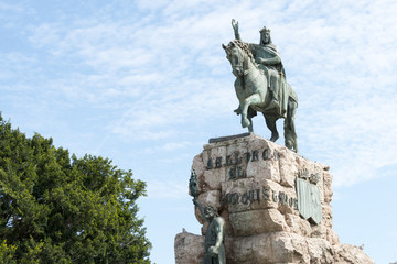 Fototapeta premium Plaza de España con estatua Rey Jaime, Mallorca, Islas Baleares