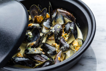 Soup of mussels creamy.