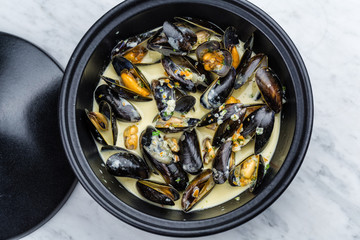 Soup of mussels creamy.