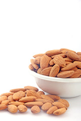 Almond in bowl