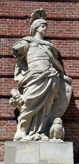 Steinfigur der Minerva aus dem 19 Jahrhundert an dem Berliner Tor in Wesel