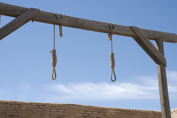 Double Nooses in Gallows - obrazy, fototapety, plakaty