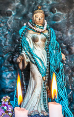 Obraz premium Altar com imagem de Iemanjá.