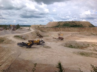 песчаный карьер