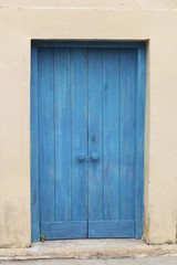 blue door 