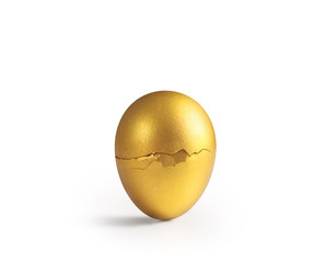golden  easter egg isolated