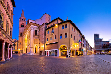 Fototapeta na wymiar Mantova city Piazza delle Erbe evening view