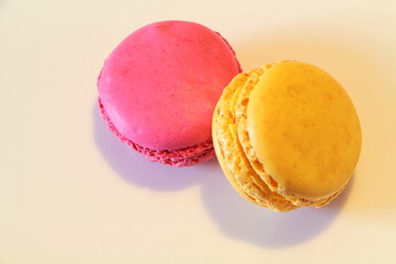 Macarons citron et framboise